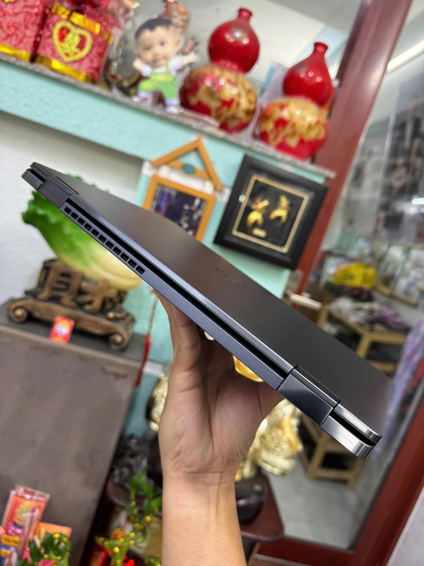 Dell Latitude 9330 2-in-1