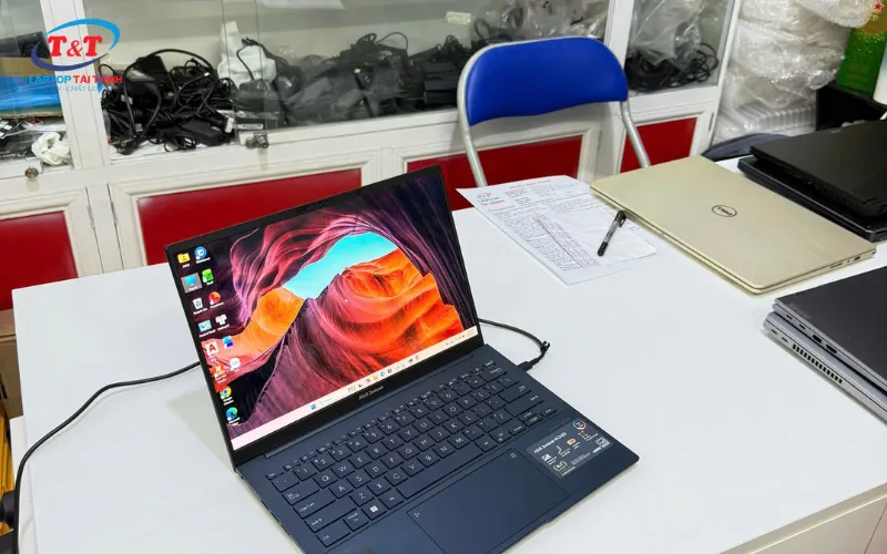 Laptop giải trí – Chơi game, Lướt web, Xem phim, Đọc báo giá rẻ