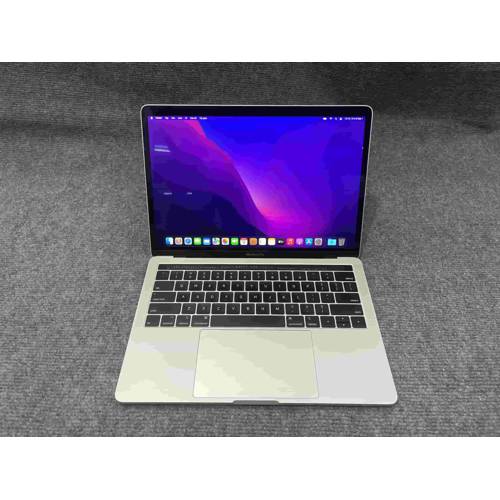Macbook Pro 13 inch 2018 Silver 4 Core I5 16GB 256GB New 99%